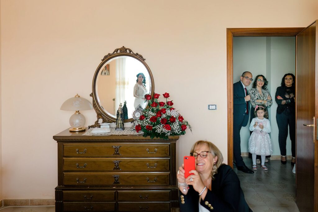 Preparativi di Angelo e Regina a Palazzo Pecci Benevento – reportage naturale e autentico
